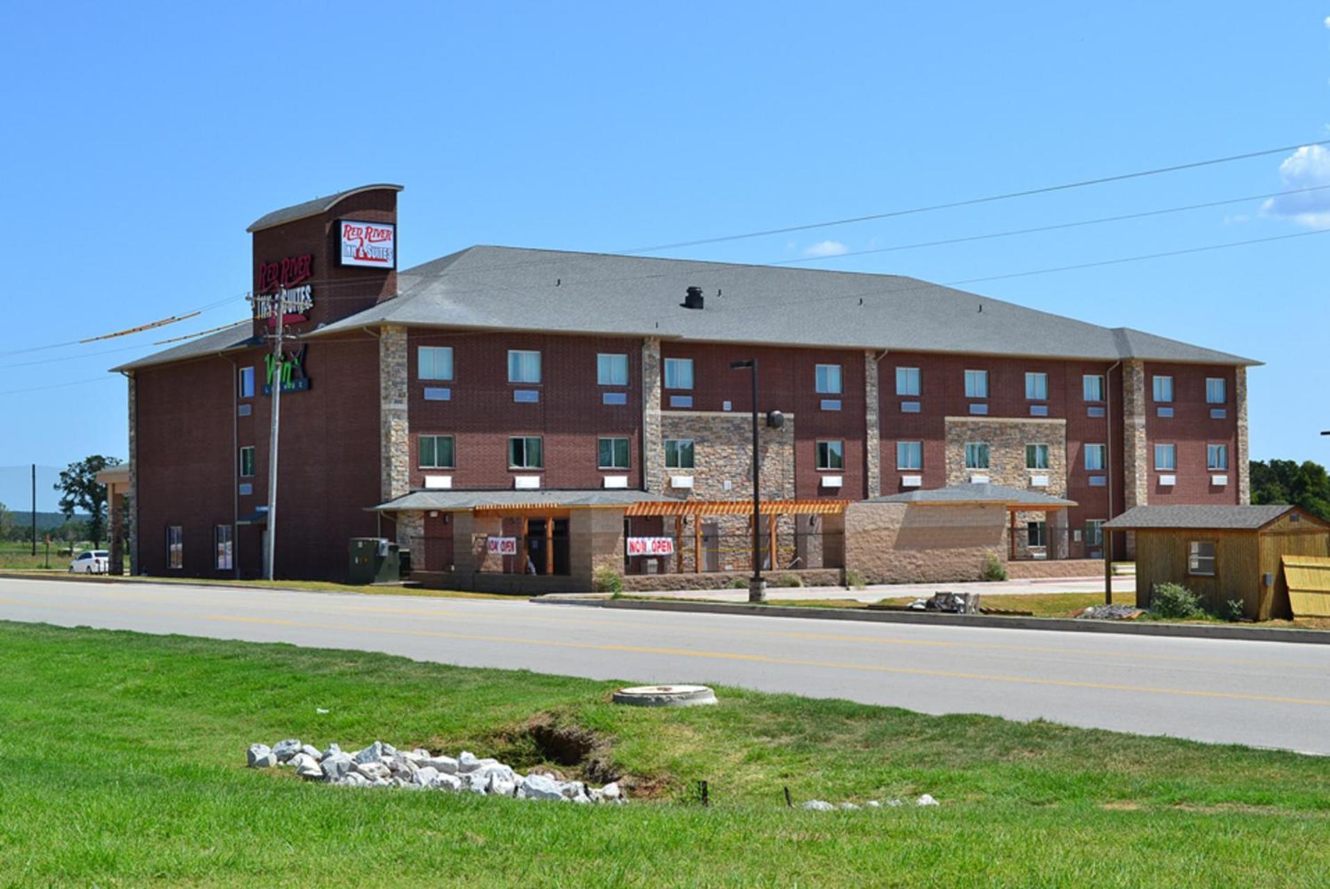 Red River Inn And Suites Thackerville Exteriör bild