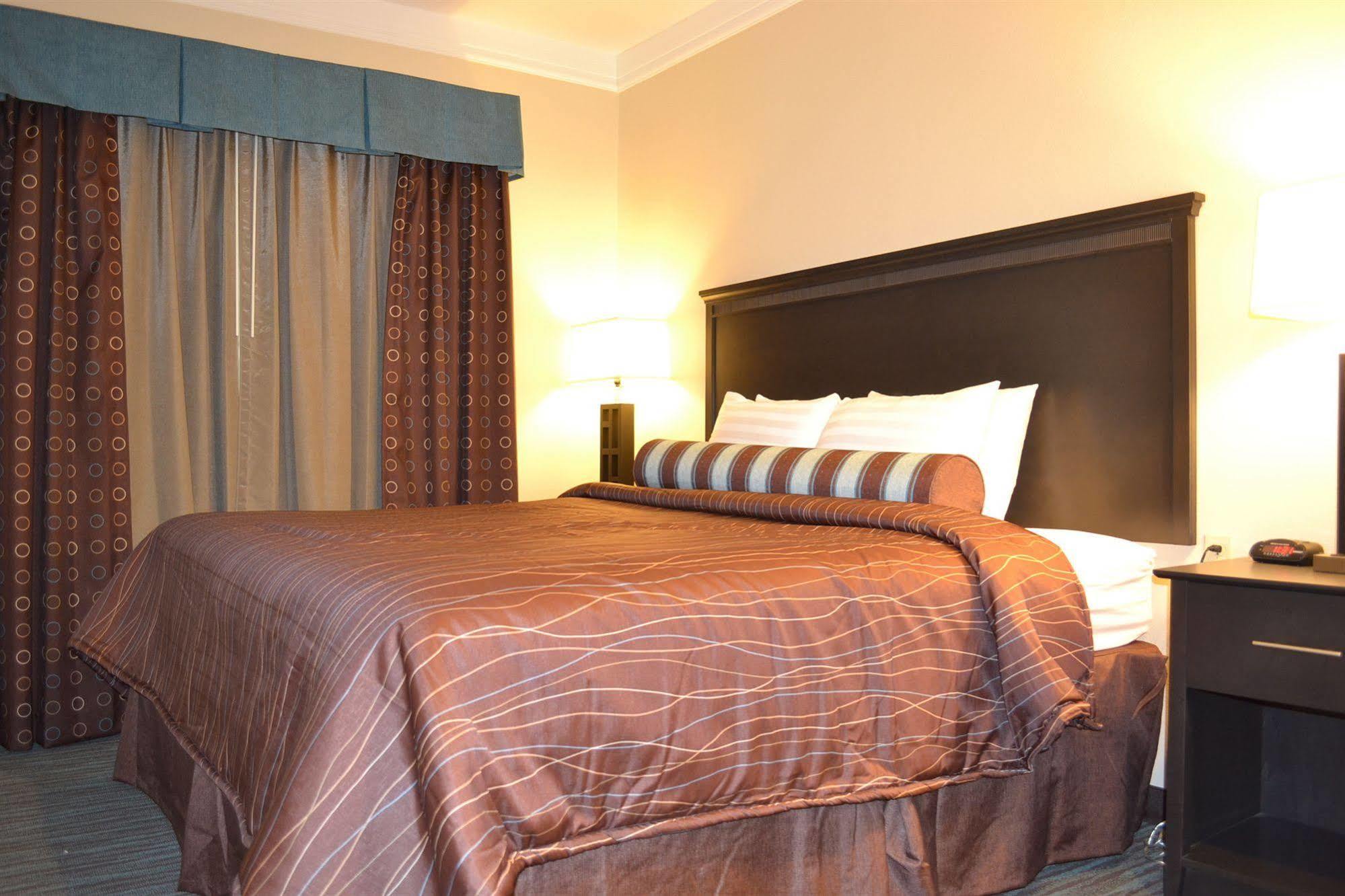 Red River Inn And Suites Thackerville Exteriör bild